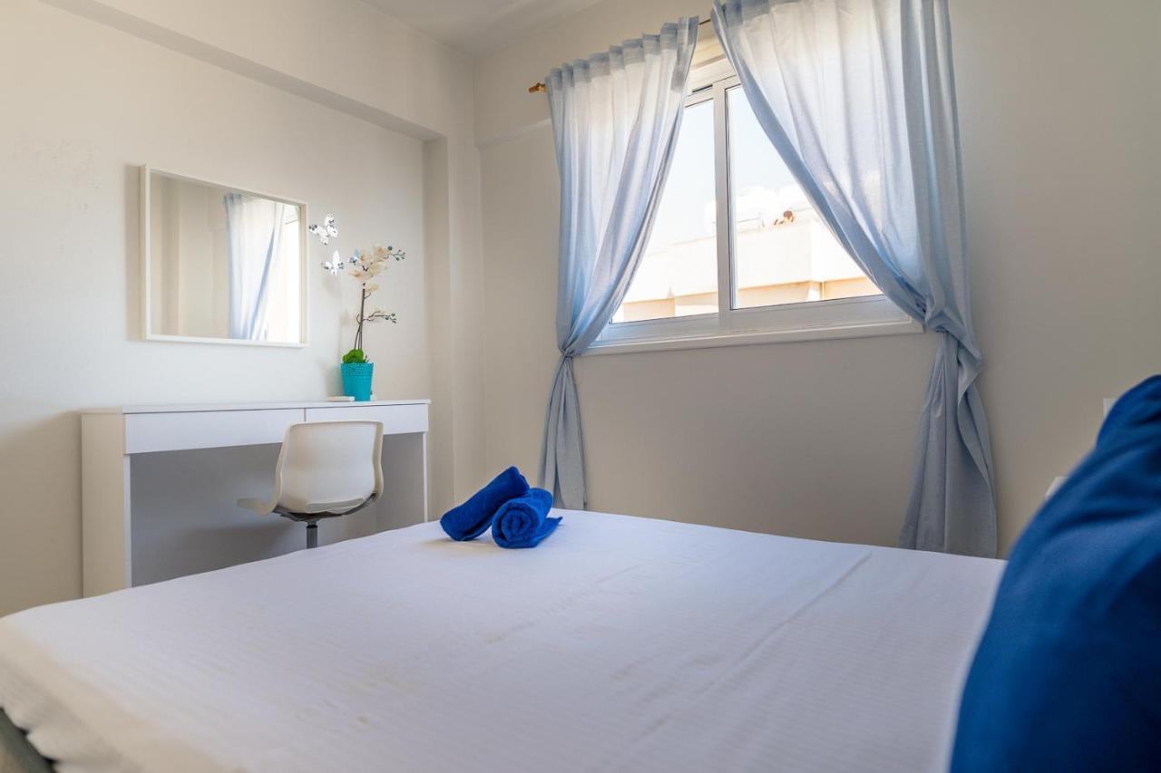 Appartamento Makenzy Seaview Penthouse Larnaca Esterno foto